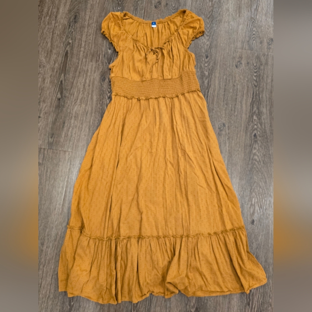 Old Navy Yellow/Gold Maxi Dress XL